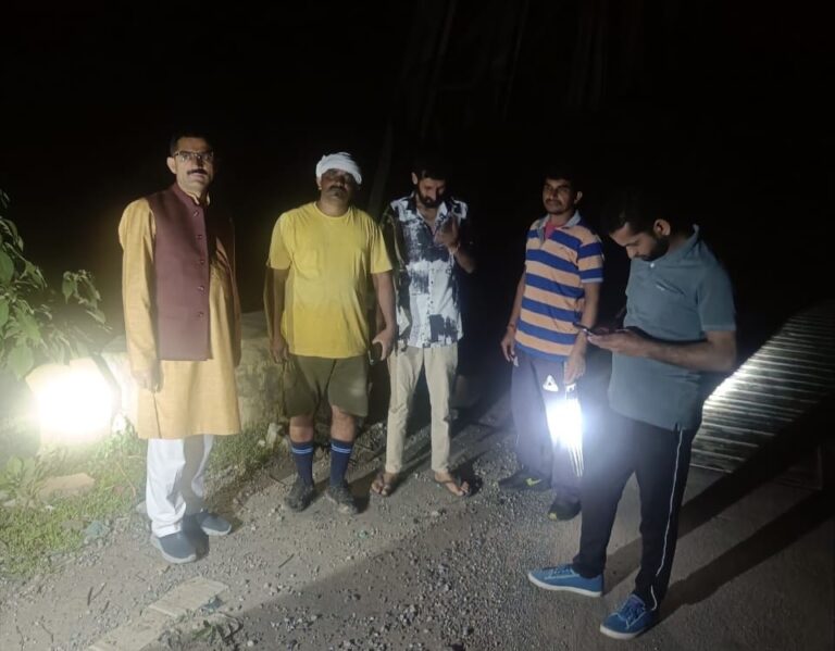 सतौन : गिरी नदी में बहा निजी स्कूल का अध्यापक, तलाश जारी