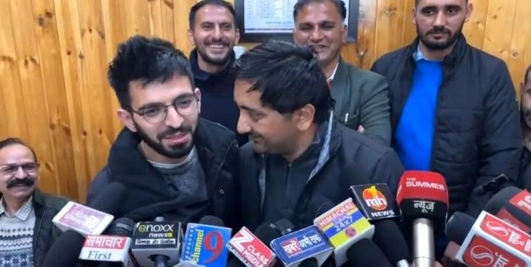 आईजीएमसी मारपीट मामला: समझौते के साथ खत्म हुआ विवाद, डॉक्टर और मरीज ने गले मिलकर दिया सौहार्द का संदेश