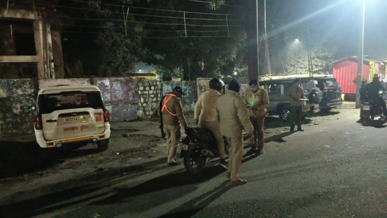 पाँवटा साहिब कुल्हाल बेरियल पर पुलिस का व्यापक तलाशी अभियान