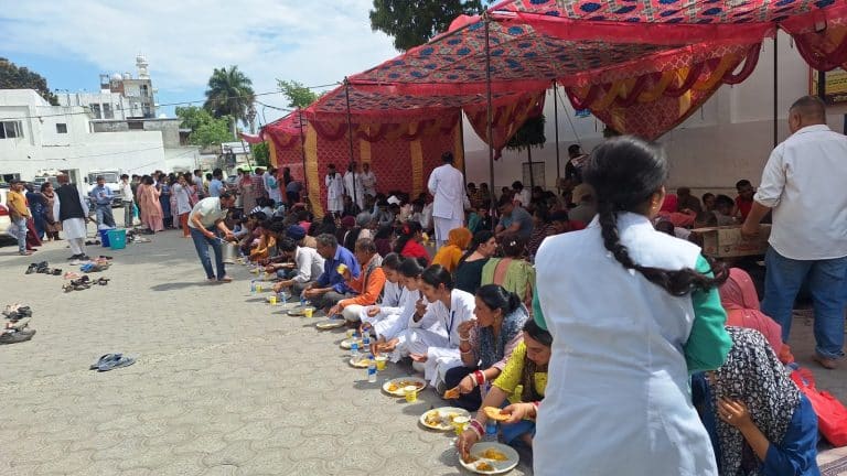 पांवटा साहिब सिविल अस्पताल में हुआ भंडारे का आयोजन