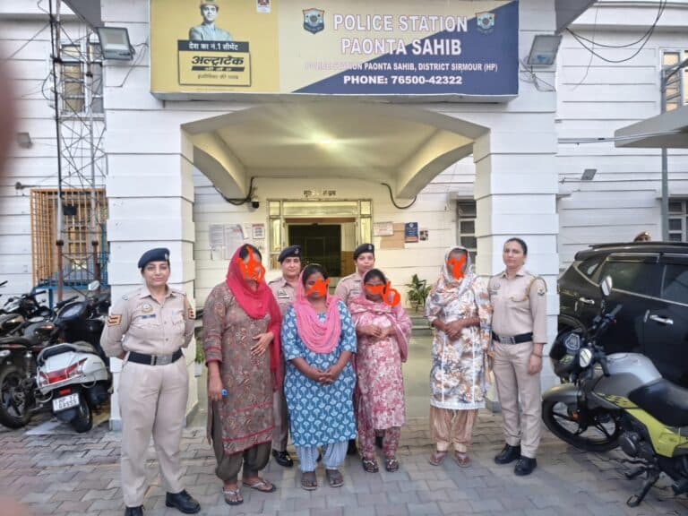 जगन्नाथ रथ यात्रा में चार संदिग्ध महिलाएं हिरासत में, गहने काटकर चोरी की आशंका; पुलिस पूछताछ जारी
