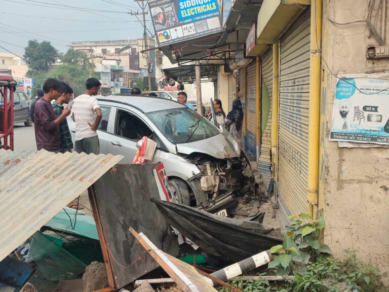 पांवटा साहिब के Y-पॉइंट पर कार की टक्कर से साइकिल सवार महिला गंभीर घायल